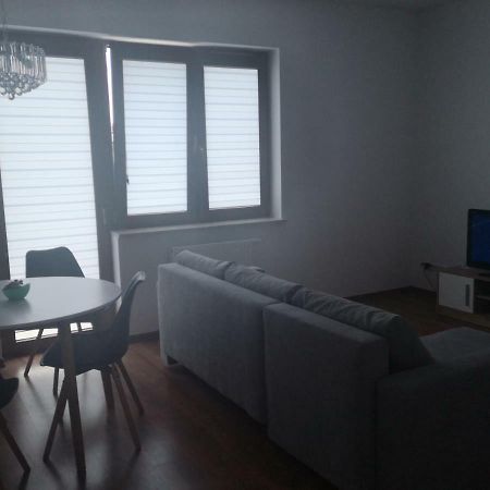 Apartament Przy Aquaparku Appartamento Radom Esterno foto